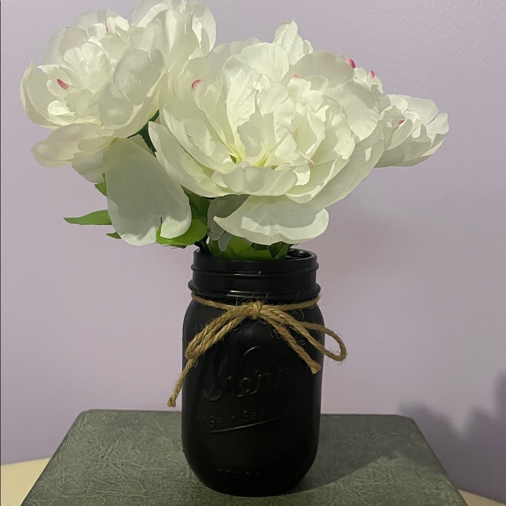 Black Mason Jar Vase with White Peony Stems